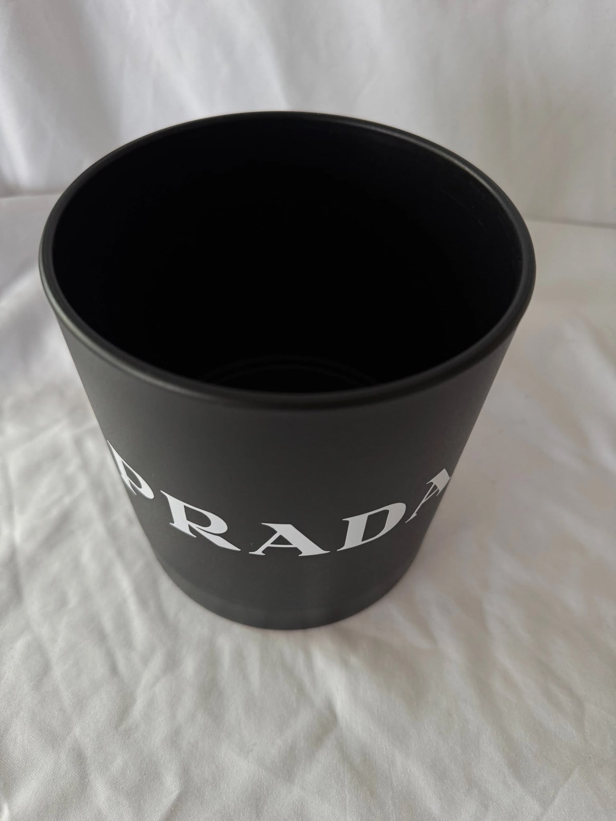 The Elite Flower Pot