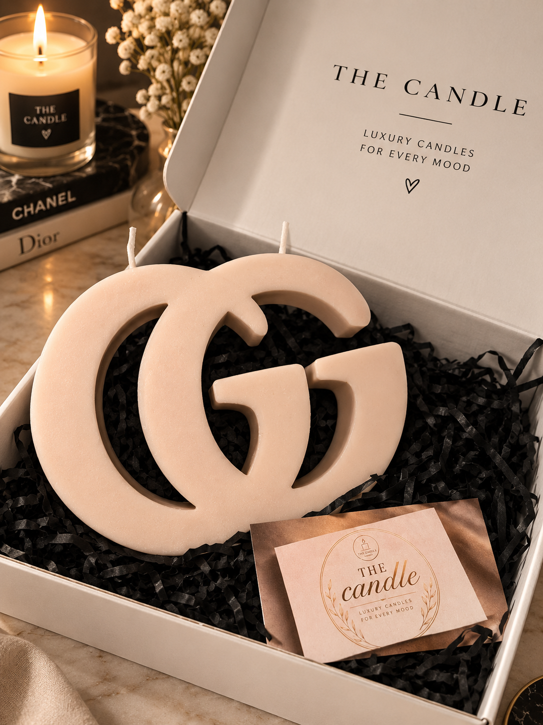 Limited Edition Sculptural Icon Candle(Ivory)